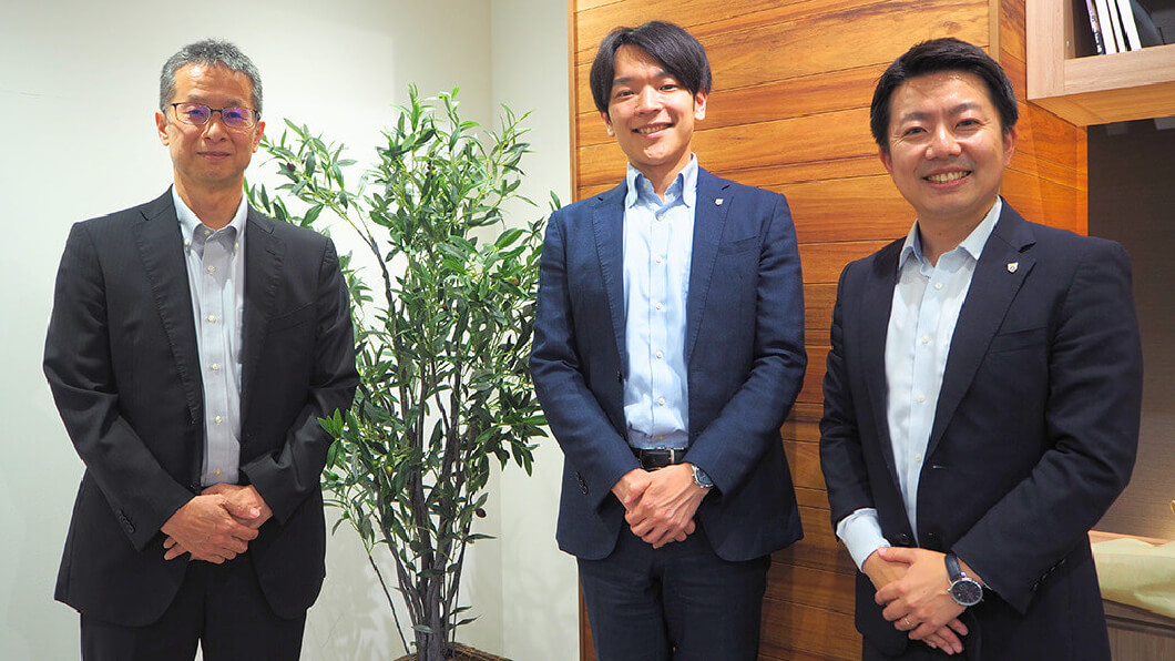 神田外語キャリアカレッジの皆様の写真