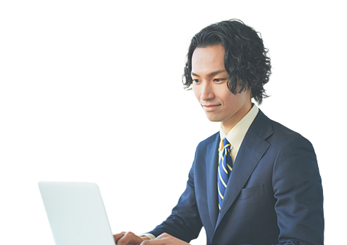 pcを操作している男性